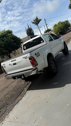 Toyota Hilux 3.0 Srv Cab. Dupla 4x4 Aut. 4p