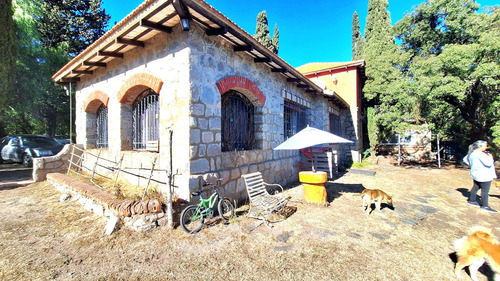 Los Cocos Chalet Emblematico A Mts De Grierson
