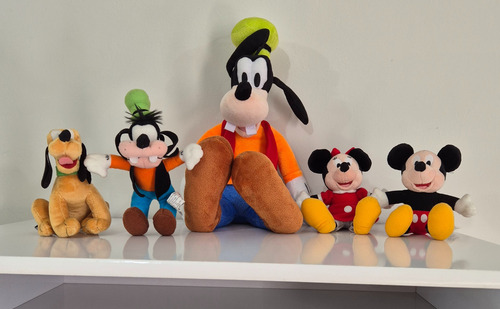 Kit Com 5 Pelucias Disney Pateta E Amigos Originais (Usado)
