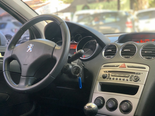 Peugeot 408 2.0 Allure - 2014