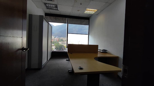 Imagen 5 de 18 de Se Vende Oficina 1300m2,160p,11b La Castellana