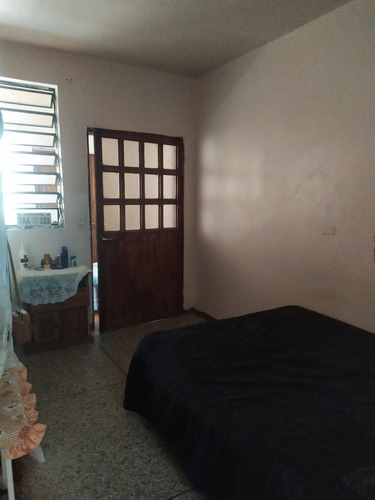 Imagen 3 de 11 de Casa En La Urb. La Begoña Plc-849