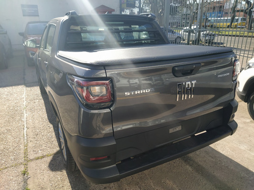 Fiat Strada 1.4 8v Freedom Cd