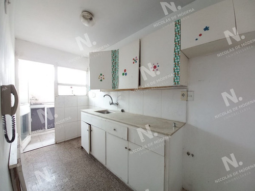 Imagen 4 de 8 de Vende Apartamento De 2 Dormitorios En Pleno Centro De Maldonado. - Maldonado Maldonado