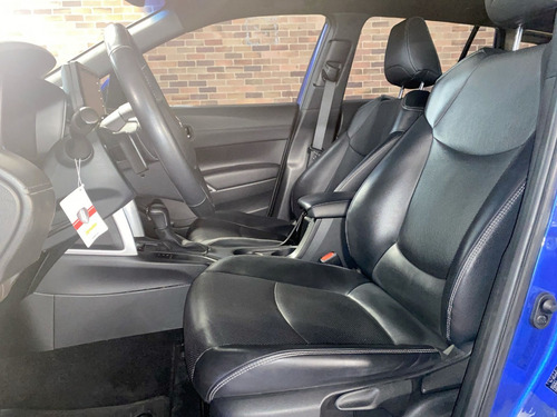 Imagen 16 de 25 de Toyota Corolla Cross 2022