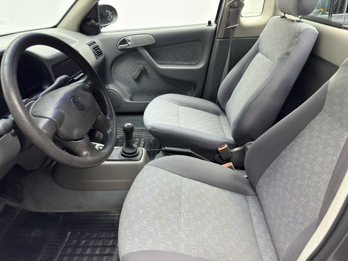 Volkswagen Saveiro CL 1.6 Mi / CL/ C 1.6