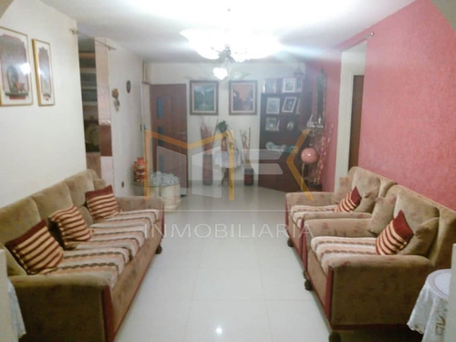 Imagen 1 de 9 de Mk Vende Amplio Apartamento En Santa Rita ** +584144513941 **