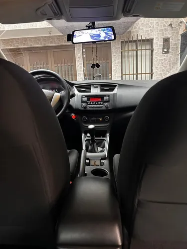 Nissan Sentra 1.8 B17 Fl Advance