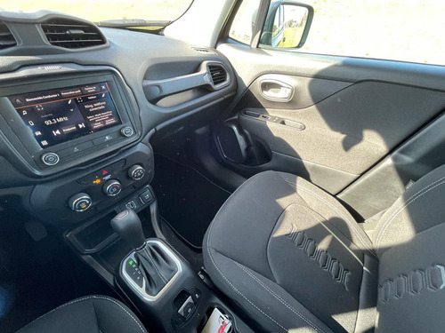 Imagen 6 de 18 de Jeep Renegade 1.8 4x2 Sport At 2023