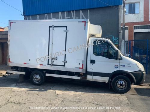 Imagem 5 de 15 de Iveco 35s14