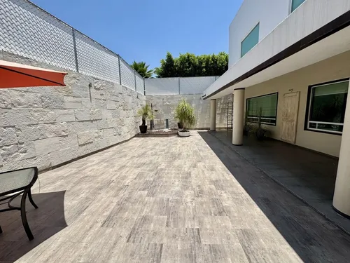 Céntrica Residencia En Venta- Rinconada Jacarandas