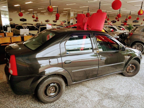 Imagem 9 de 9 de Renault Logan 1.0 Expression 16v Flex 4p Manual