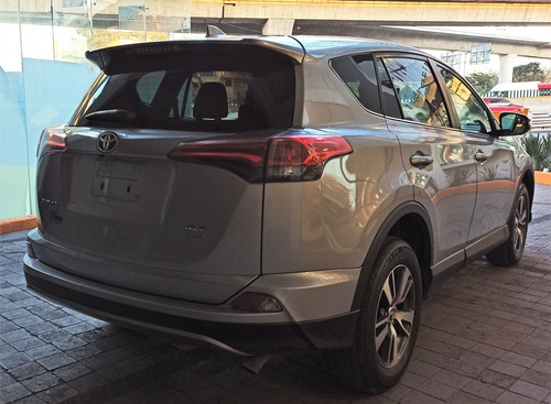 Imagen 7 de 15 de Toyota Rav4 2018 2.5 Xle At