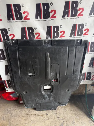 Tolva Inferior Motor Mercedes Benz Cla 2014 Al 2020 | MercadoLibre