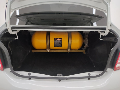 Imagem 5 de 19 de Renault Logan Expression 1.0 16v (flex)