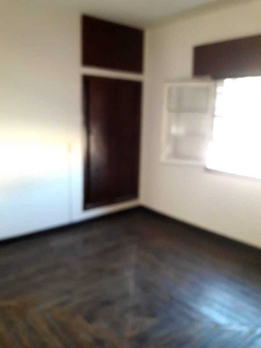Venta Casa Esquinera 2 Dormitorios En Maldonado