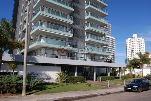 Imagen 1 de 14 de Ideal Apartamento En Torre Francia - Punta Del Este Punta Del Este