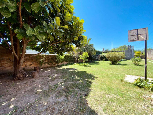 Imagen 11 de 23 de Casa, Venta- 4 Bv- Gran Terreno-centro Reconquista