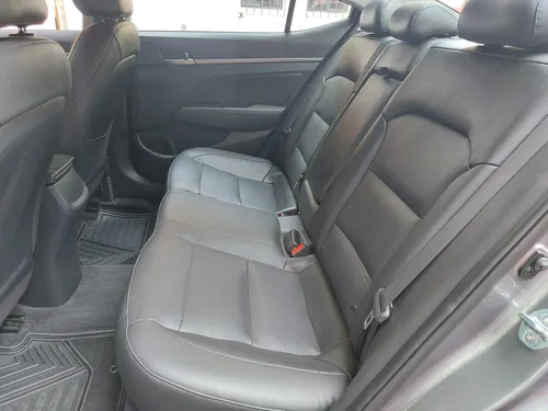 Hyundai Elantra 2.0 Limited Tech Navi At