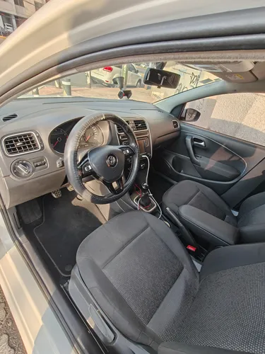 Volkswagen Polo 1.6 L4 Sound Mt
