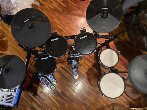 Batería Electrónica Alesis Dm10