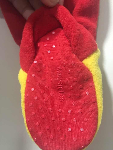 Imagen 6 de 6 de Enterizo De Bebé Navideño, De Disney, Talla 0/3 Meses