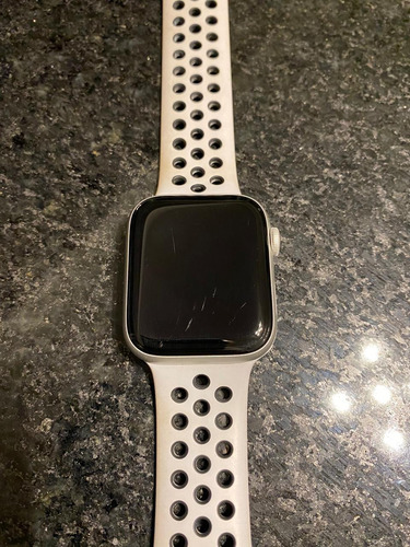 Apple Watch 4 Nike 44mm