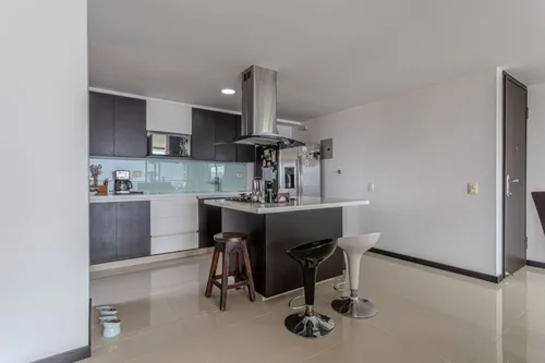 Apartamento En Venta En Loma Las Brujas. Cod V13816