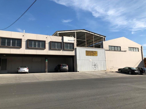 Bodega Comercial En Renta Colonia Topo Chico