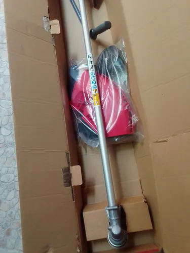 Desmalezadora Efco 8400