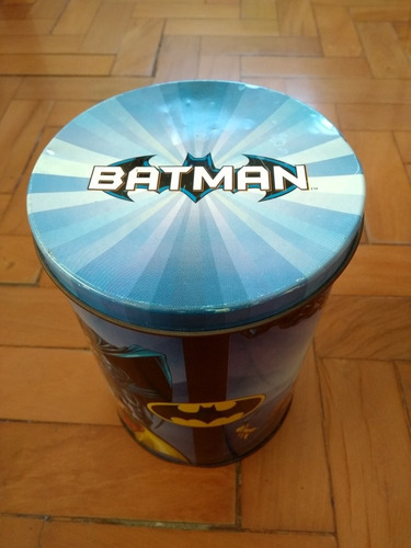 Imagem 3 de 11 de Lata Do Batman Vazia Ano 2000 Usado