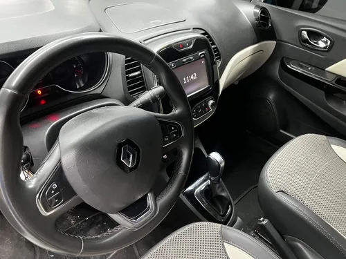 Renault Captur 2.0 Intens Automática