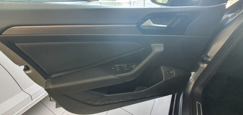 Imagen 18 de 25 de Volkswagen Vento Highline 250 Tsi At My21 0 Km #22