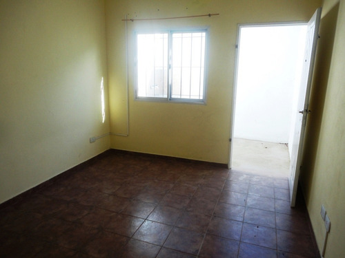 Imagen 9 de 15 de Casa En Venta En José C Paz