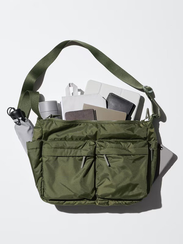 Bolso Con Bolsillo Uniqlo Nuevo Original Verde Oscuro