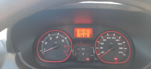 Renault Sandero Stepway 1.6 Dynamique 105cv 2012