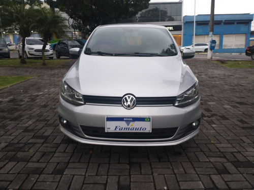 Volkswagen Fox 1.6 MSI TOTAL FLEX CONNECT 4P I-MOTION