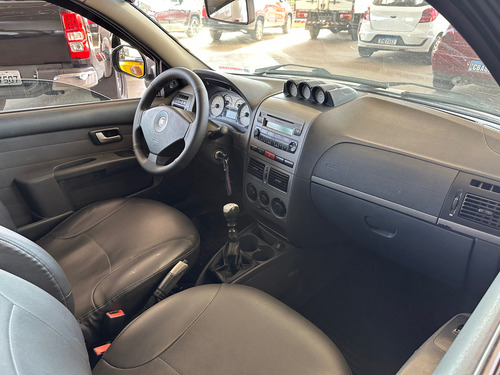 Fiat Strada 1.8 Adventure Locker Ce Flex 2p