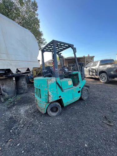 Autoelevador Tcm 2.5tn Diesel Isuzu Torre Containera Envios