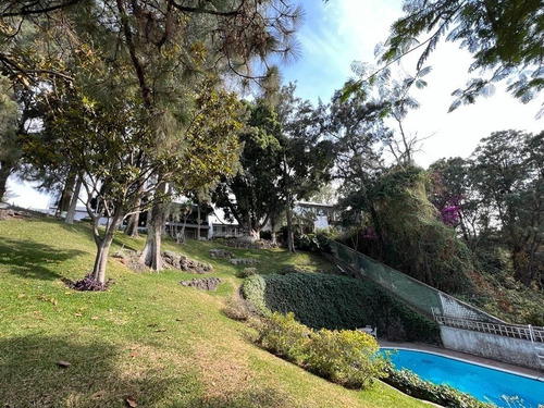 Casa Para Remodelar En Venta En Colinas De San Javier Lujo