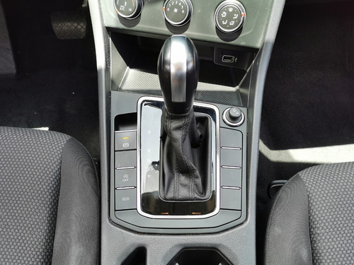 Imagen 12 de 14 de Volkswagen Jetta Comfortline 6776