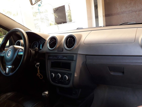Volkswagen Voyage 2012
