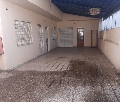 Imagen 8 de 17 de Galpon En Venta En Ciudadela