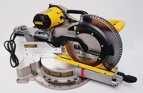 Sierra Ingletadora Dewalt Dws779 De Doble Bisel 110v (Usado)