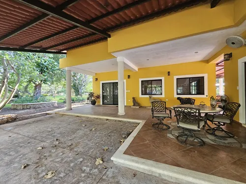 Casa Quinta En Venta A 20 Mins Del Periférico De Mérida En Yucatán