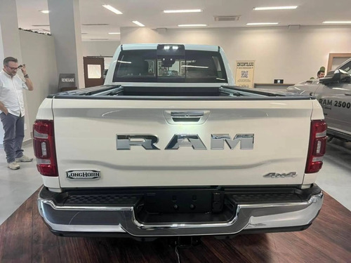 Dodge Ram Longhorn 3500 Dupla 6.7 Turbo Dies At6 4x4 0km2025