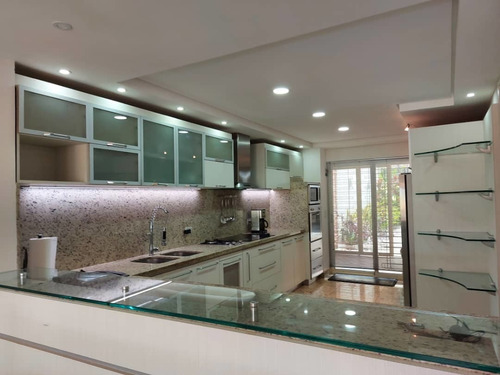 Imagen 19 de 21 de Vendo Townhouse 295m2 Altos De Guataparo Abril 2022 Sandra