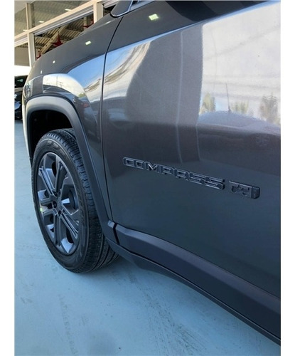 Imagem 5 de 14 de Jeep Compass 1.3 T270 Turbo Flex Longitude 80 Anos At6