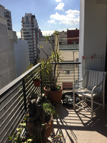 Venta 2 Amb. Con Balcón, Pileta, Muy Luminoso