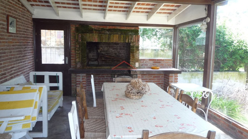Casa En San Rafael, 3 Dormitorios *- Ref: 3108